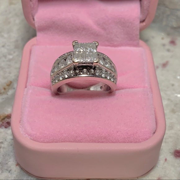 SOLD ✨ Diamond cluster ring - Picture 3 of 7